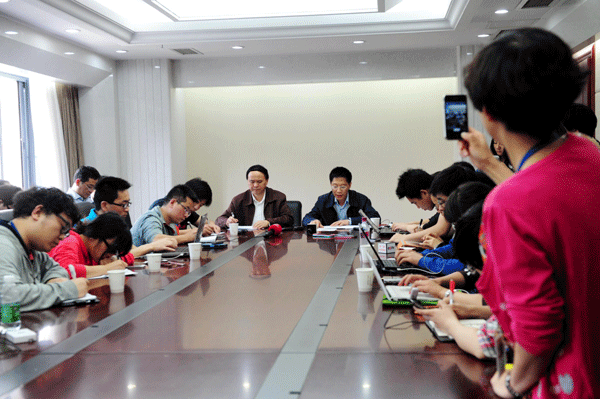 Sichuan holds press conference on Ya'an quake