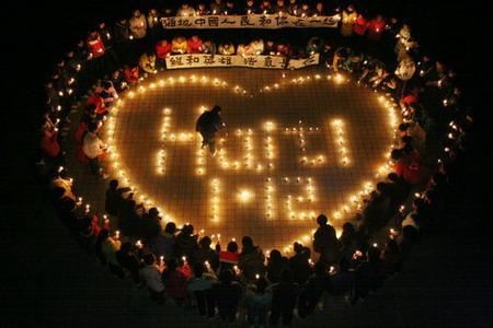 Candlelight vigil for lost peacekeeping heroes