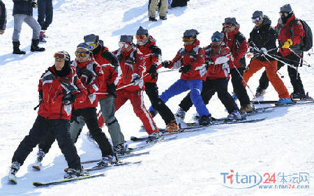 Naked Pig Skiing Carnival in NE China