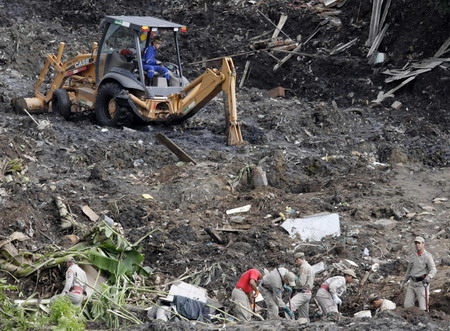 Slum disappears after mudslide near Rio