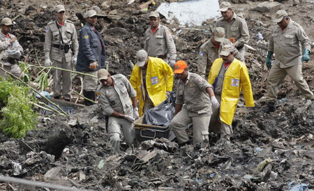 Slum disappears after mudslide near Rio