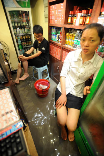 Cities in S China affected by heavy rain