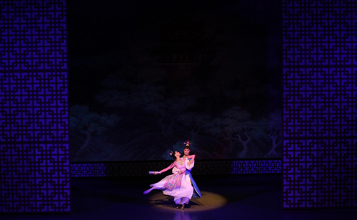 Dance drama 'Dream of The Red Chamber' performed in Egypt