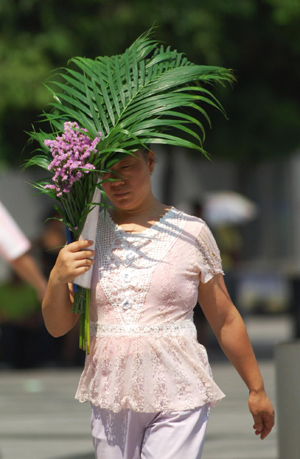 Chongqing simmers under heat wave