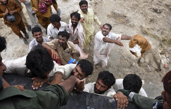 Pakistan floods make millions homeless