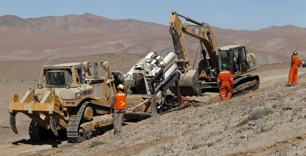 Trapped miners make video message in Chile