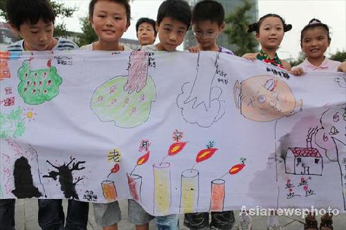 100-metre-long canvas for Teachers’ Day