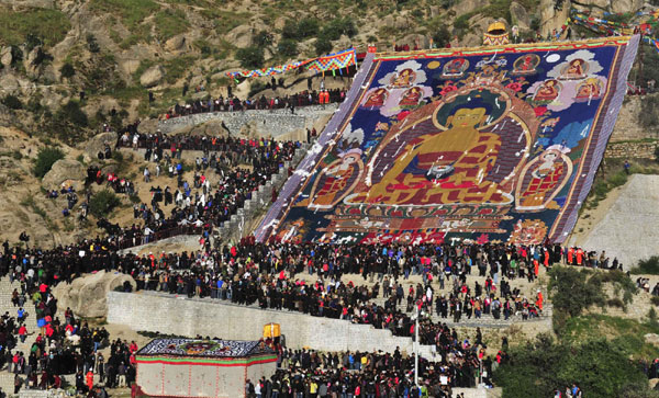 Shoton Festival celebrated in Tibet