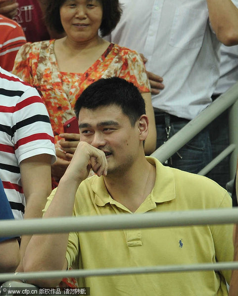 Retired Yao still at the center