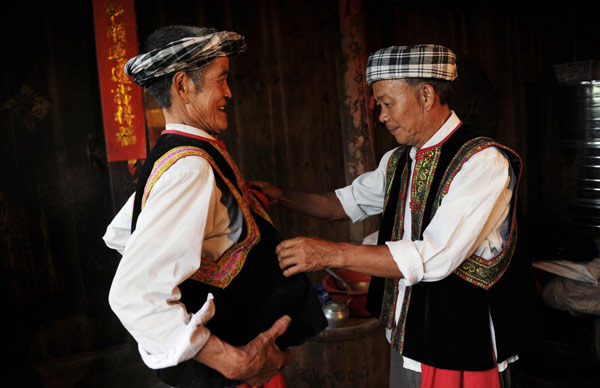 Old farmers form folk band