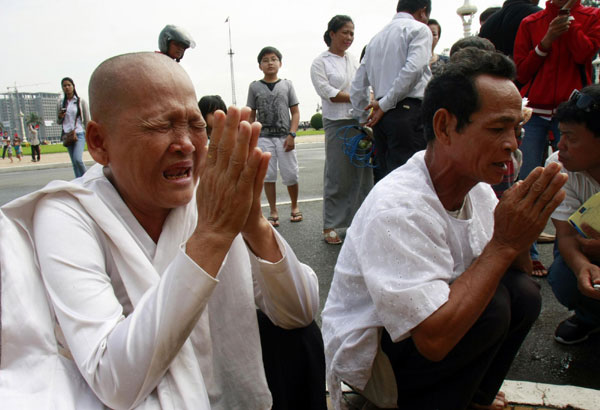 Cambodians mourn King-Father Sihanouk