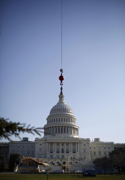 US Capitol Christmas tree installed