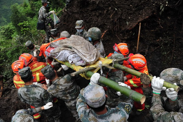 Missing man found dead in quake-hit town