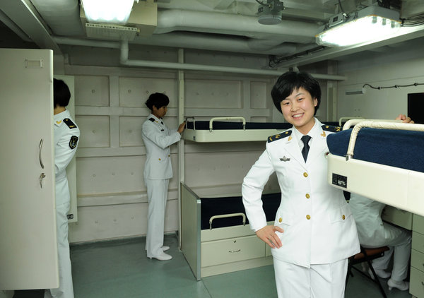 Life below deck on China's first aircraft carrier