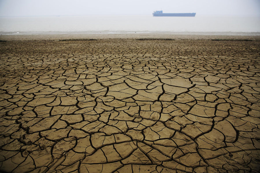 Poyang is in drought