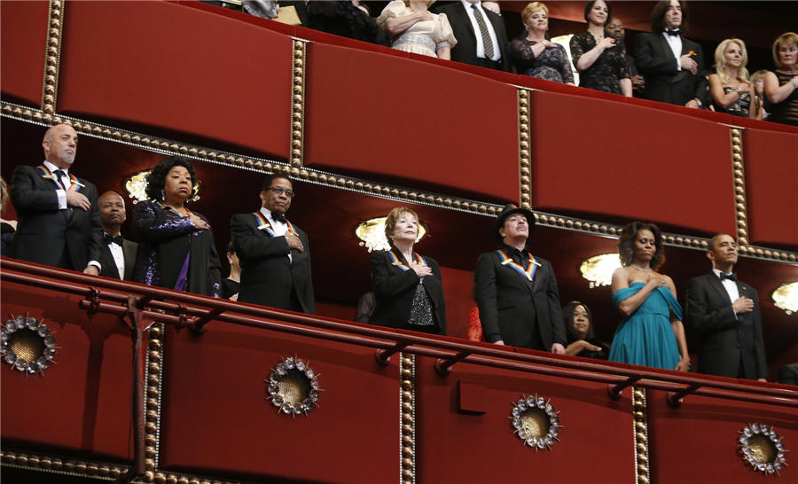 Michelle dazzles at star-studded Kennedy Center Honors