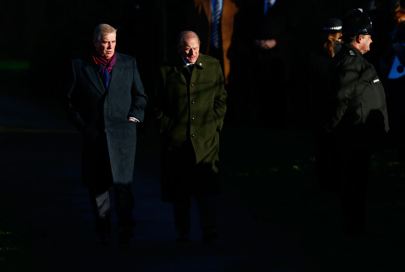 Royal family attends Christmas Day morning service