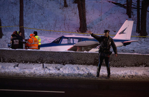 Emergency landing causes minor injuries in NY, US