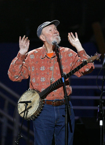 American folk singer Pete Seeger dies at 94