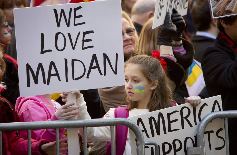 New Yorkers gather to call for peace in Ukraine