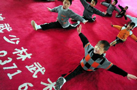 Young Kunfu star in Shaolin