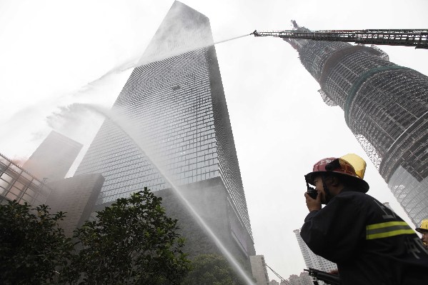 CHINA-SHANGHAI-SKYSCRAPER-FIRE DRILL