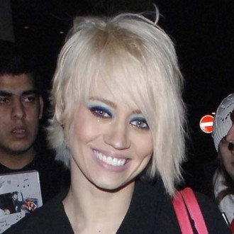 Confused Doll Kimberley Wyatt