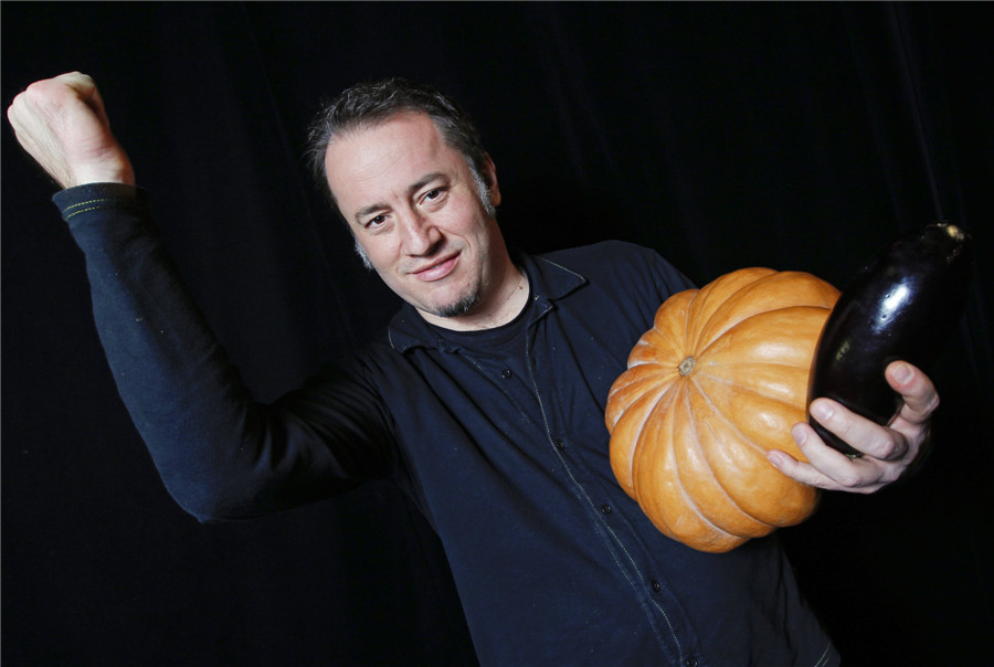 Vienna orchestra makes music with vegetables