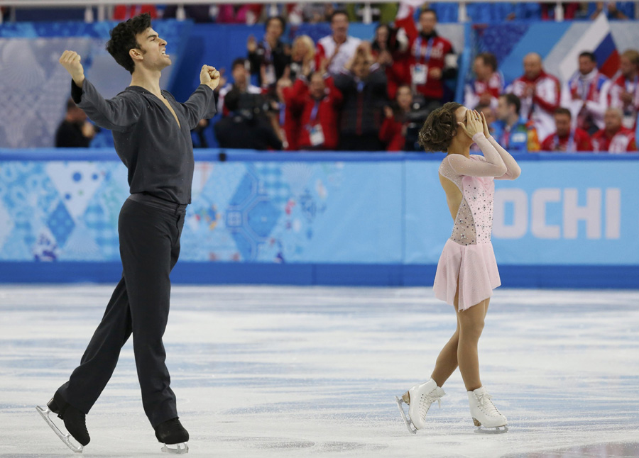 Russia leads at figure skating team event