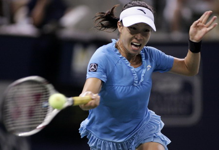 Zheng Jie upsets world No 1 in LA