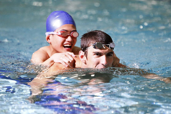 Phelps tutors China's Special Olympians