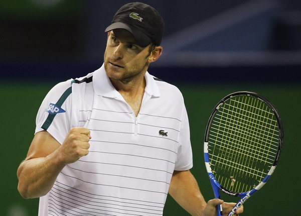 Roddick turns tide in Shanghai but Fish flounders