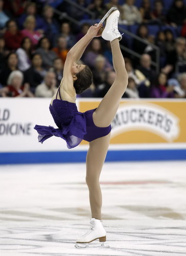 Chinese skaters win silver at ISU Grand Prix