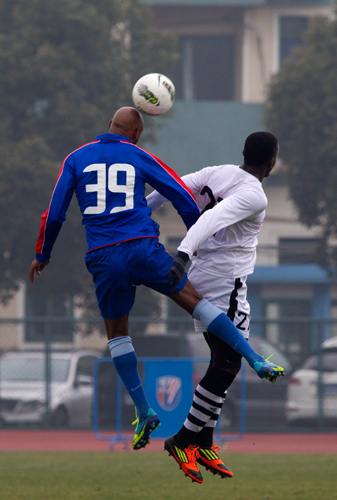 New-boy Anelka inspires lofty dreams in Shanghai