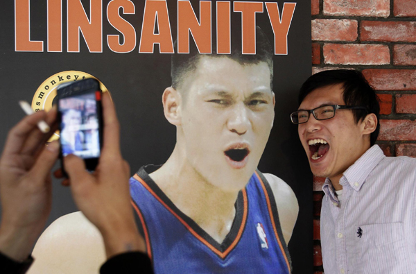 Lin files to trademark 'Linsanity'