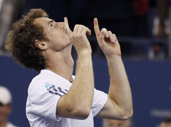 Murray fights off Djokovic to win US Open