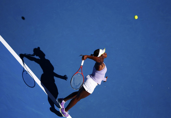 Azarenka ends Stephens run to make Australian Open final