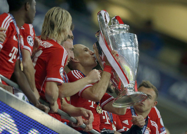 Robben shatters jinx as Bayern fulfill Euro champion dream