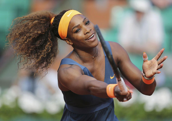 Serena mauls Errani, Sharapova awaits in final