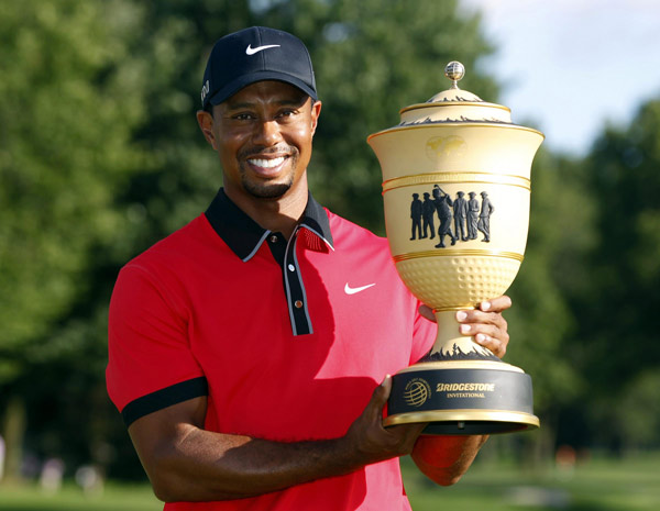 Woods shoots 70, coasts to 8th win at Bridgestone