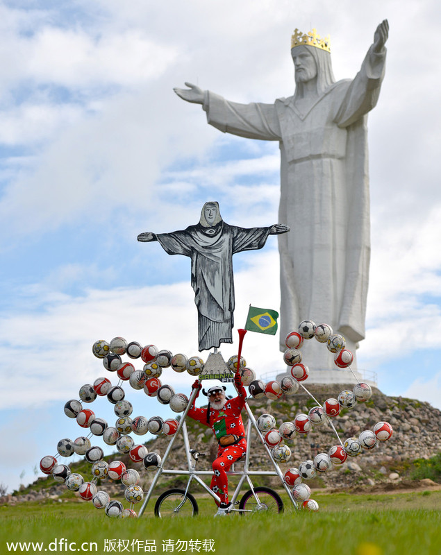 Bicycle designer presents model for World Cup