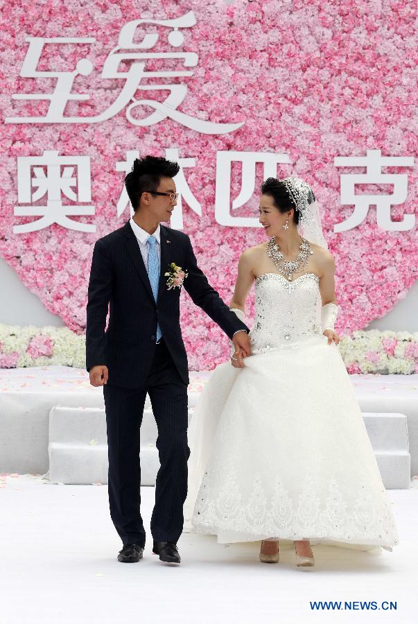 China's Olympic taekwondo champion gets married in East China