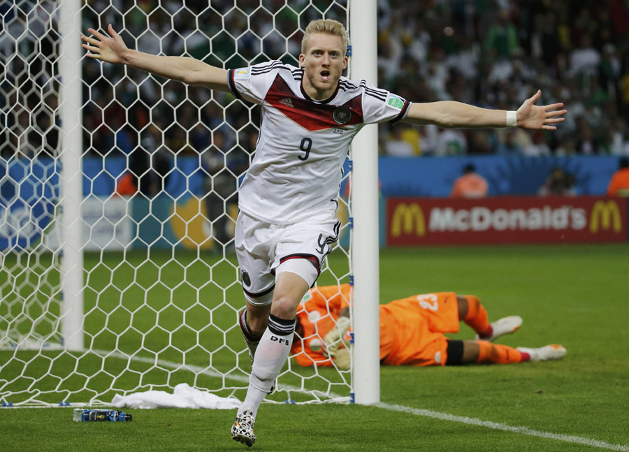 Germany survives Algeria 2-1 in extra time