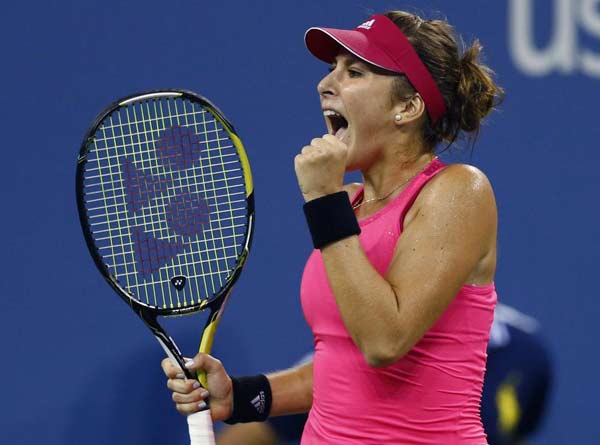 Bencic, 17, reaches US Open quarterfinals