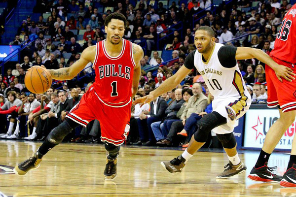 Derrick Rose has successful knee surgery