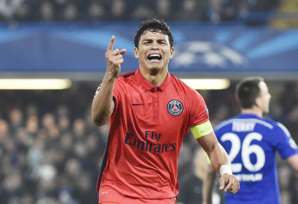 10-man PSG stun Chelsea with Thiago Silva header