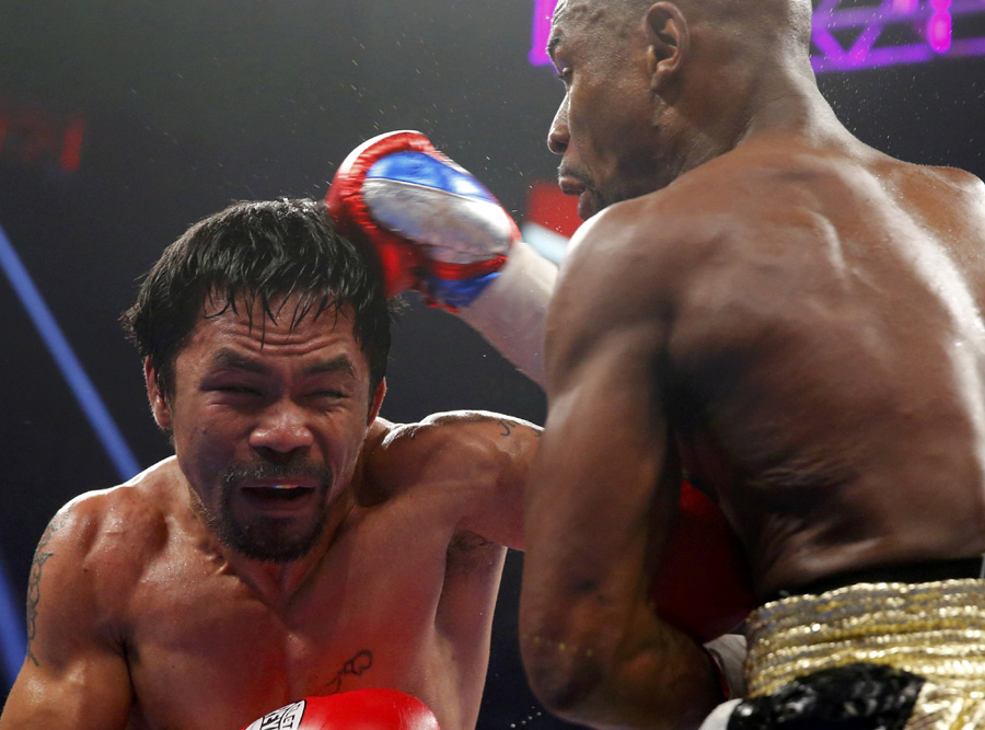 Mayweather beats Pacquiao by unanimous decision