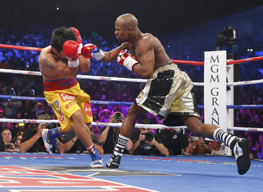 Mayweather beats Pacquiao by unanimous decision