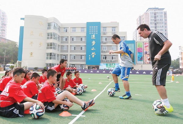 China to become soccer powerhouse by 2050