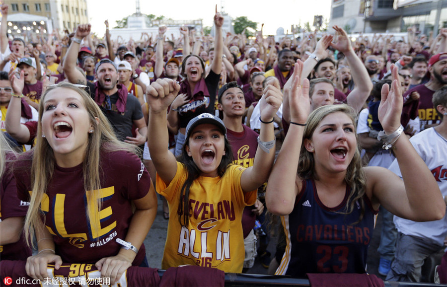 Cavs stun Warriors in Game 7 thriller, LeBron MVP